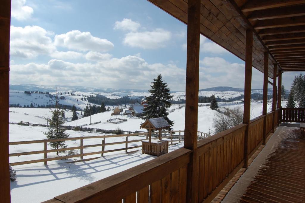 Cabana Motilor Mărişel エクステリア 写真
