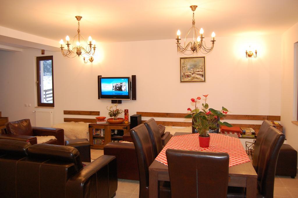 Cabana Motilor Mărişel エクステリア 写真